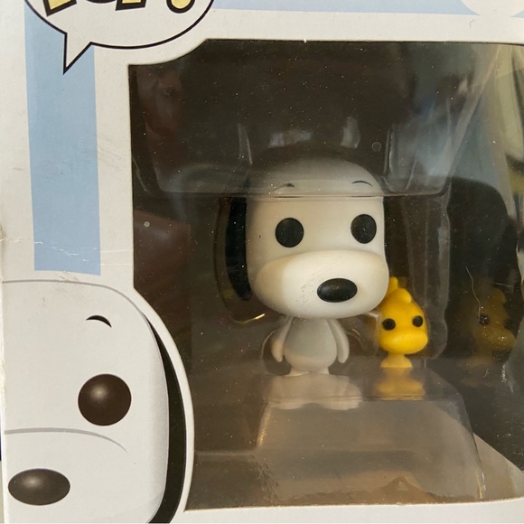 New 2015 Funko Pop Peanuts Snoopy & Woodstock # 49 Vinyl Figure Retired Vaulted - Picture 4 of 6